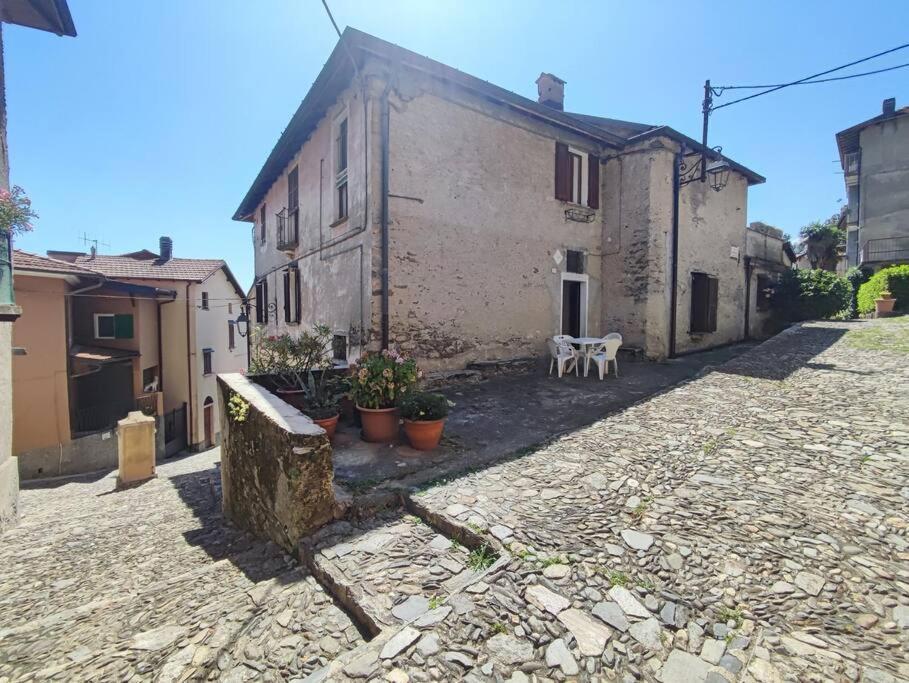 Appartement Mo&Ma - Panorama E Relax à Maccagno Extérieur photo